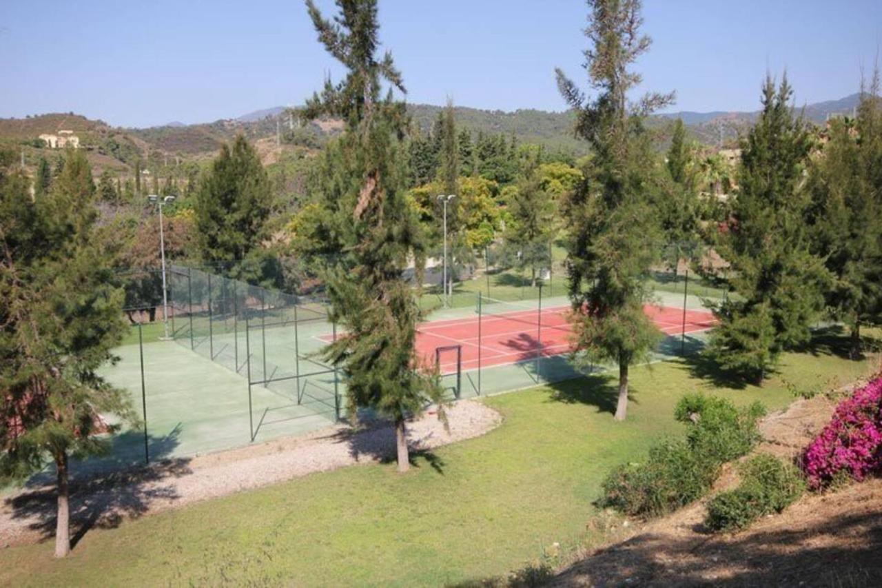Resort Parque Botanico Club & Country เอสเตโปนา ภายนอก รูปภาพ